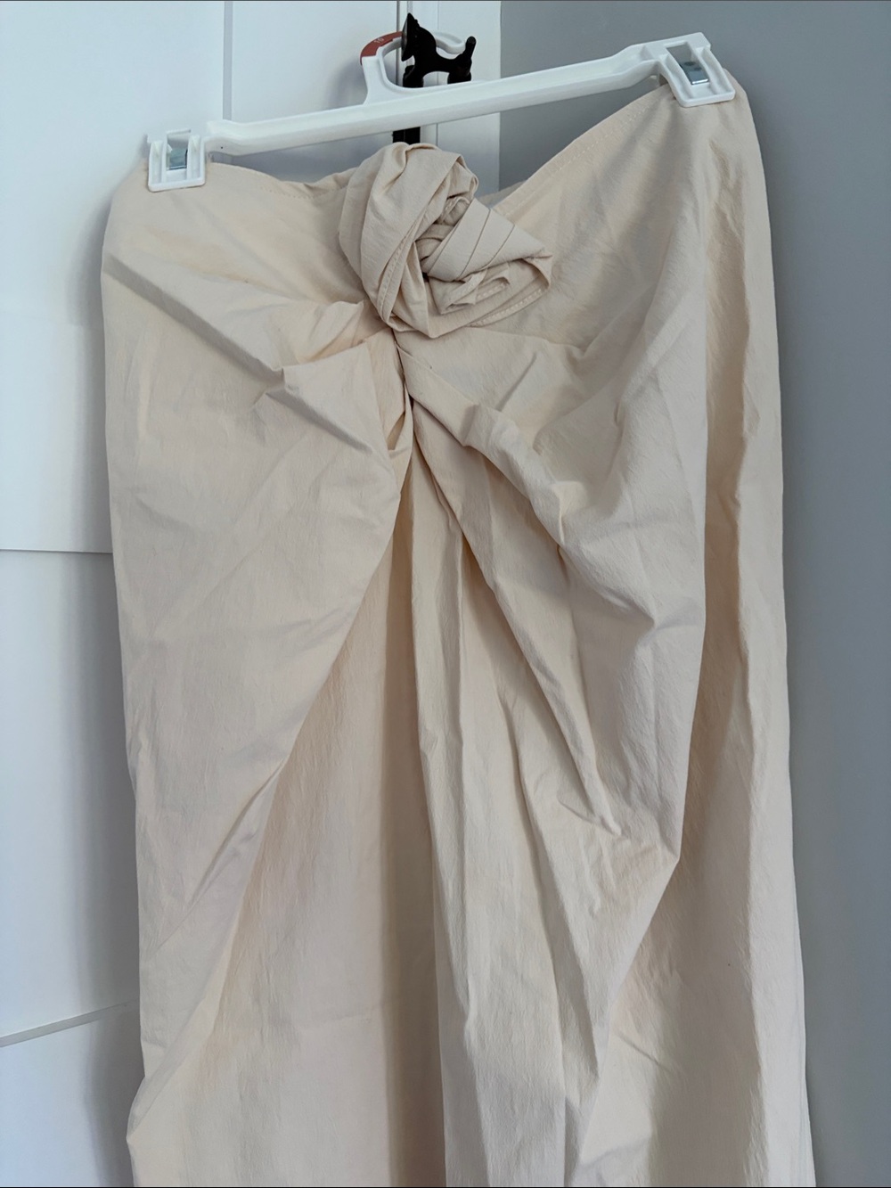 Zara Beige Midi Skirt with Front Knot - Picture 3 of 8